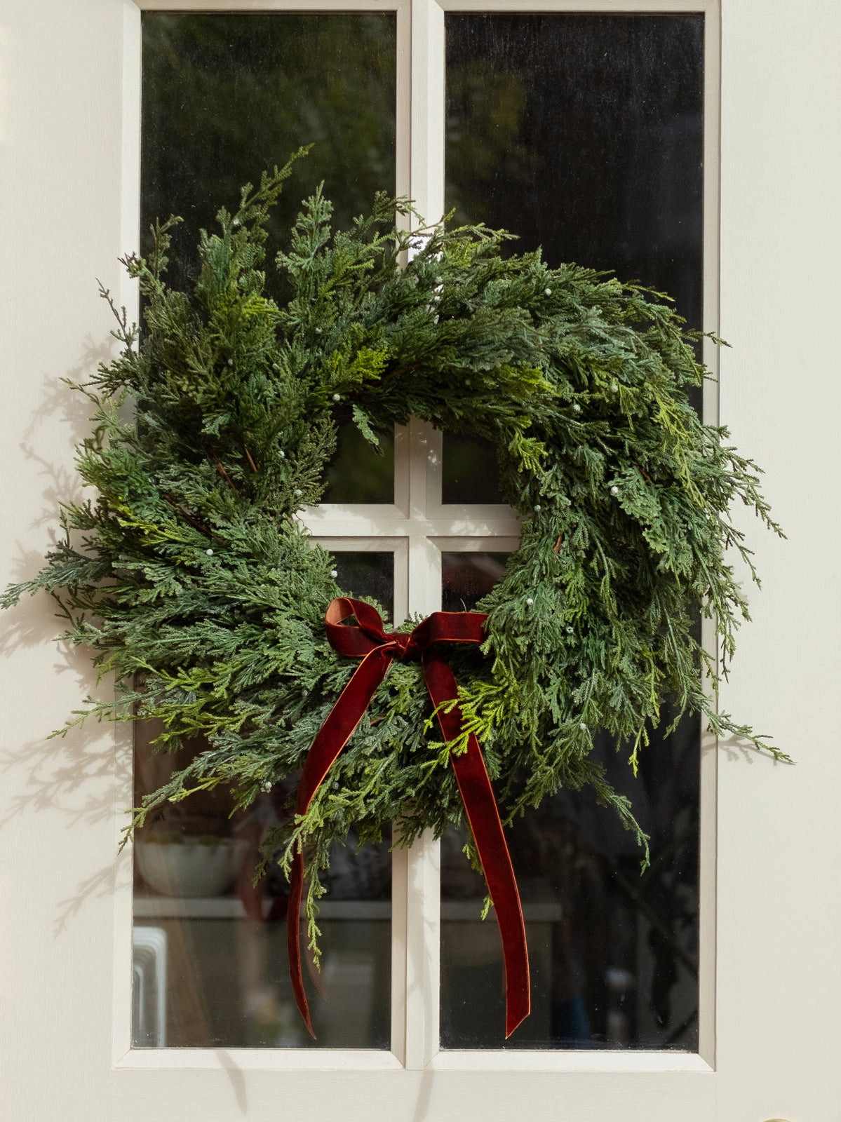 Hudson Home Juniper Luxury Artificial Large Wreath