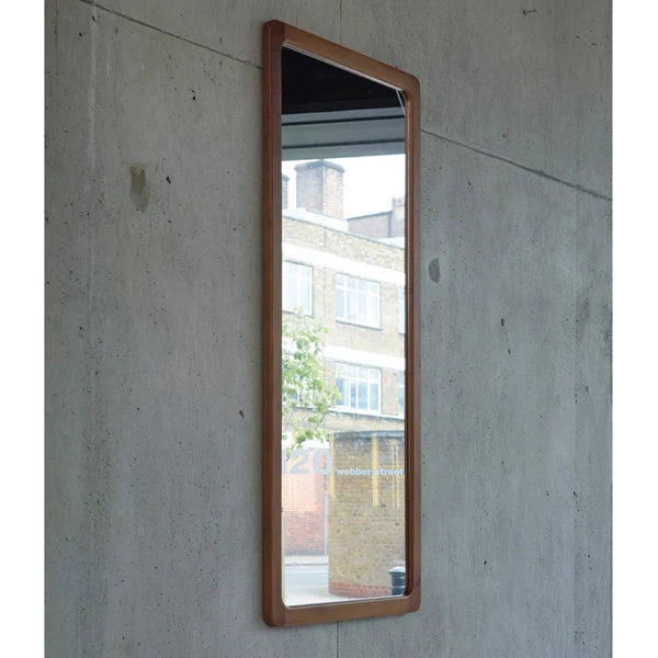 SCP Agnes Mirror