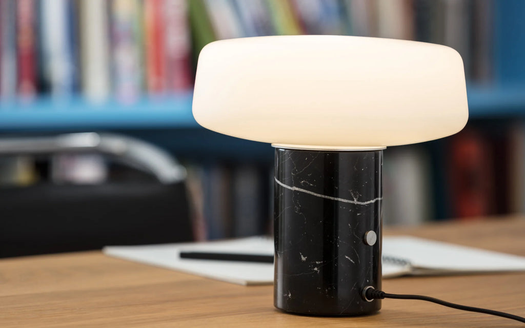 Terence Woodgate for Case  Solid Nero small LED table light