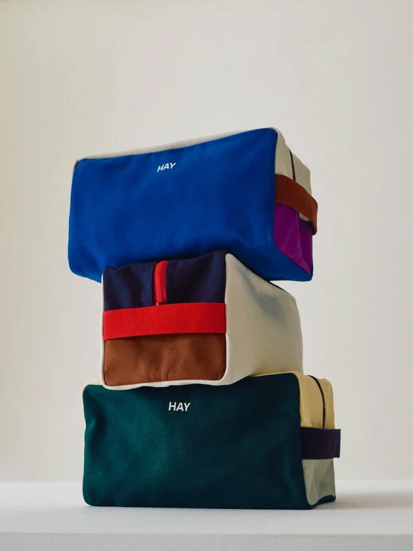 HAY Multi Wash Bag Medium Electric Blue Multi