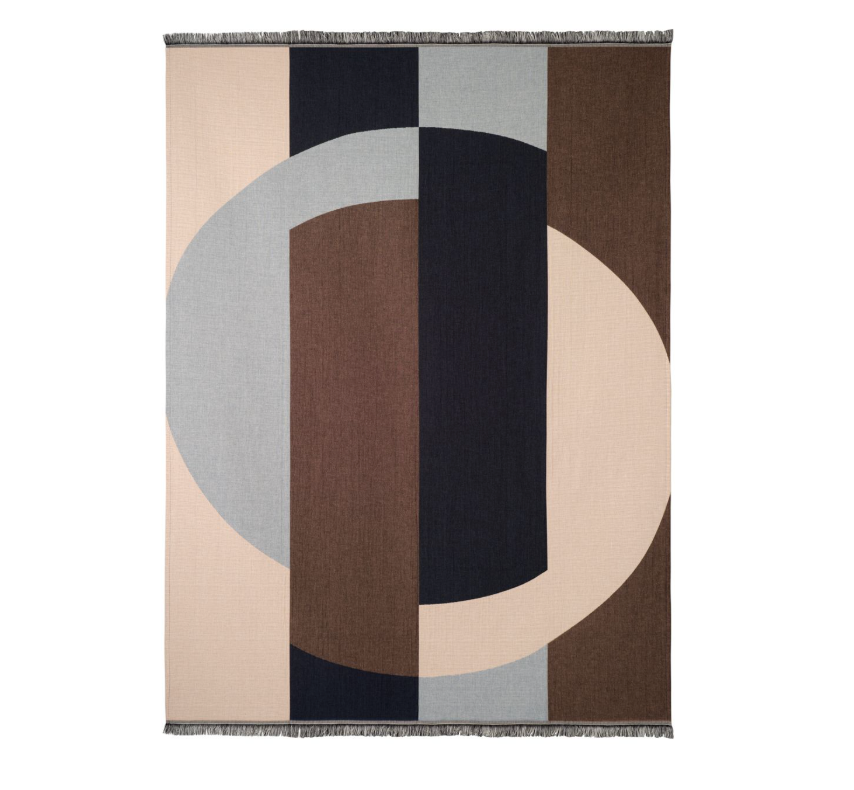 Charlotte Lancelot for Case Eclipse Throw