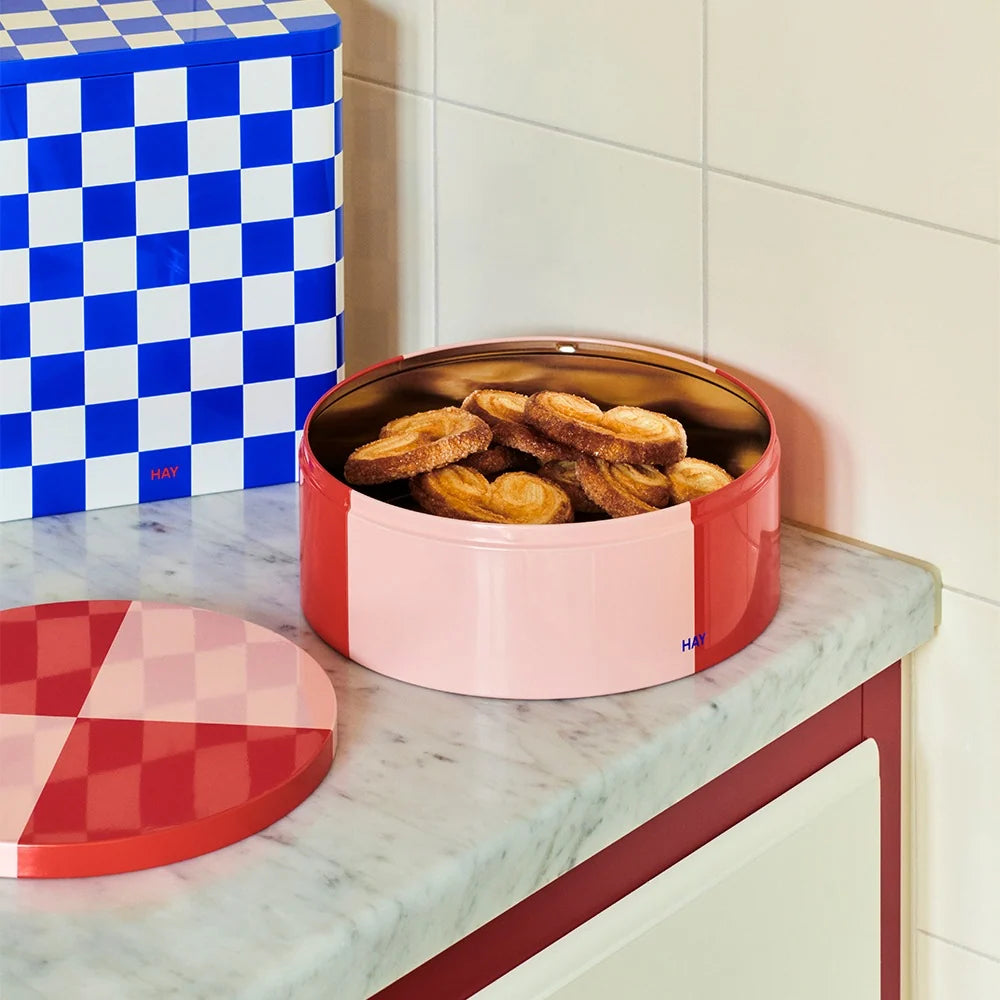 Tin Container-Round-Red and soft pink